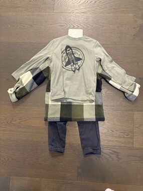 Rocco boys 3 piece spring outfit 3T NWT ret $69